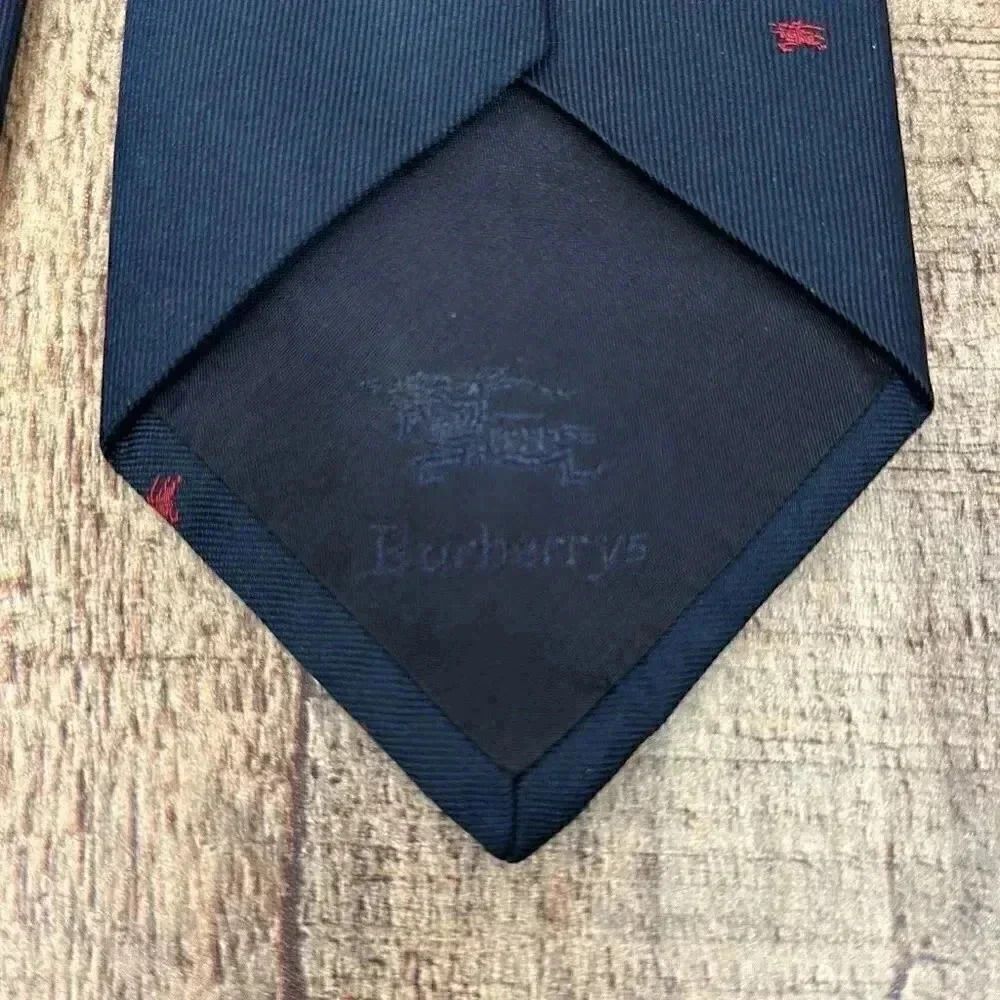 Vintage Burberrys Logo Print Tie 100% Pure Silk Made in USA - Picture 4 of 7